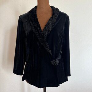 Alex Evenings Size L Black Faux-fur Surplice Neck Side Frog Button Velvet Blouse
